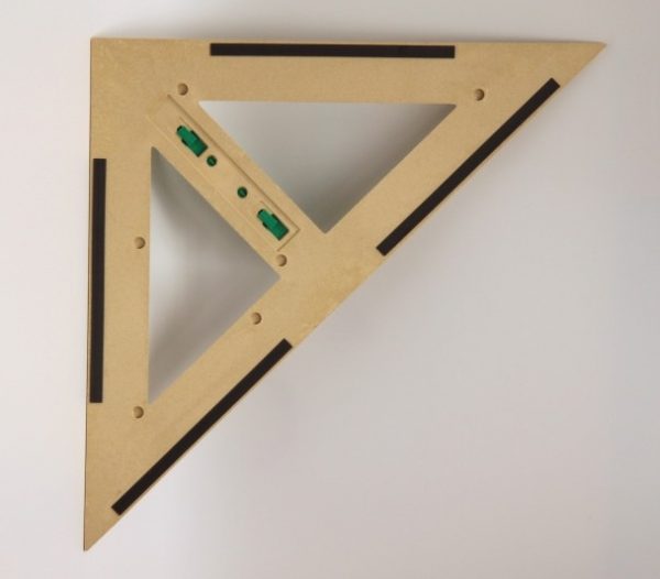 Eko geometrijski pribor, trokut 45 s magnetom