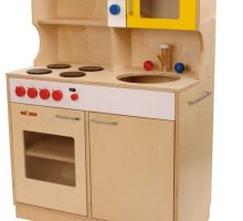 Drvena kuhinja za djecu