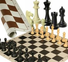Šah, podloga i figurice Šah, podloga i figurice