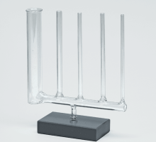 Spojene posude na postolju