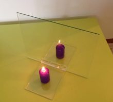 Stalak za staklo sa svijećama